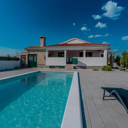 Feriehus Mediterranean Oasis With Private Pool & Summer Kitchen Biograd Na Moru