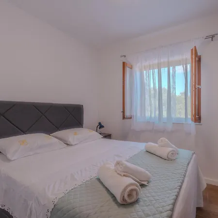 Mediterranean Oasis With Private Pool & Summer Kitchen * Biograd na Moru