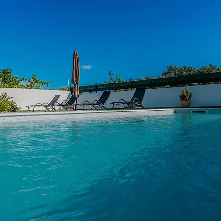 Nyaraló Mediterranean Oasis With Private Pool & Summer Kitchen Biograd na Moru